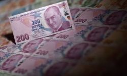 الليرة التركية تهوي وتسجل أكبر انخفاض أسبوعي منذ عامين